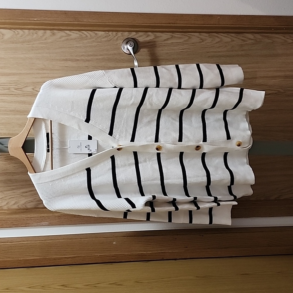 NWT Women's striped chunky cardigan - size large